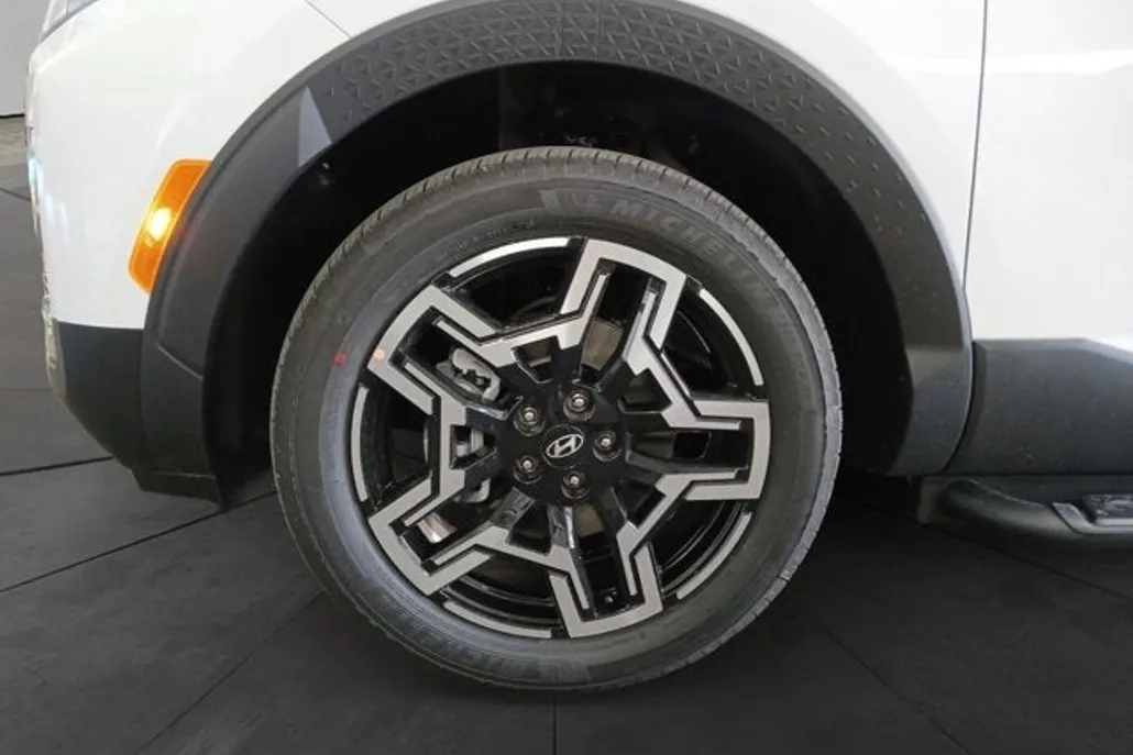 2026 Hyundai Santa Cruz Limited photo 1