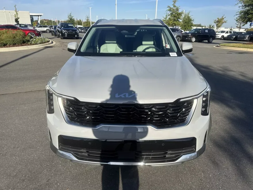 2025 Kia Sorento EX photo 1