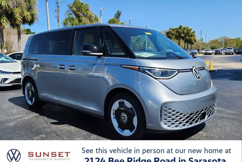 2025 Volkswagen ID. Buzz Pro S photo 1