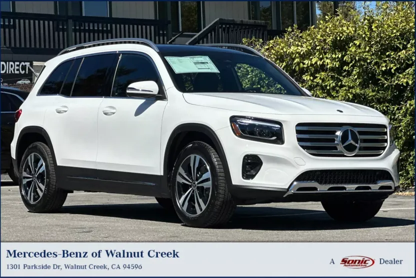 2026 Mercedes Benz GLB 250 photo 1