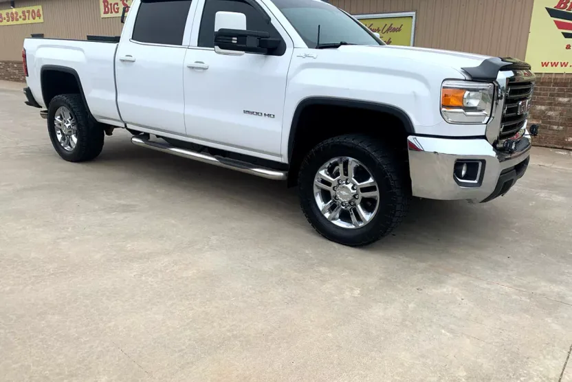 2015 Gmc Sierra SLE photo 1