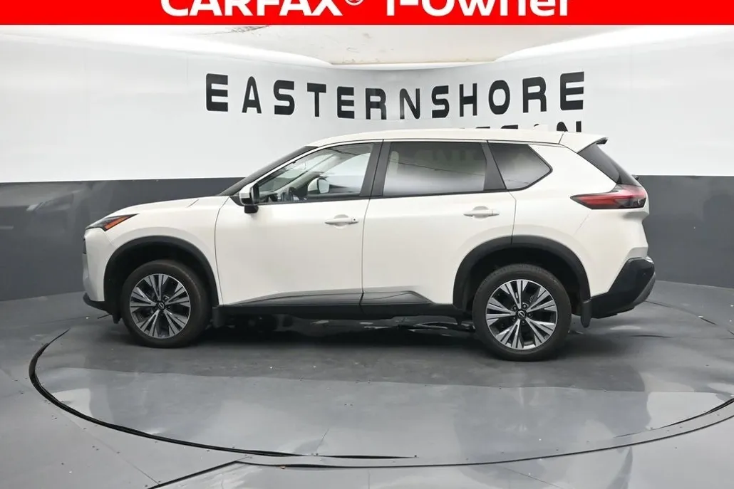 2023 Nissan Rogue SV photo 1