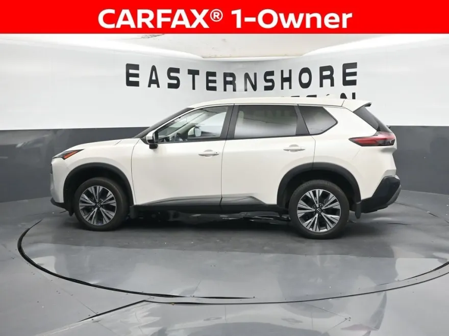 2023 Nissan Rogue SV photo 1