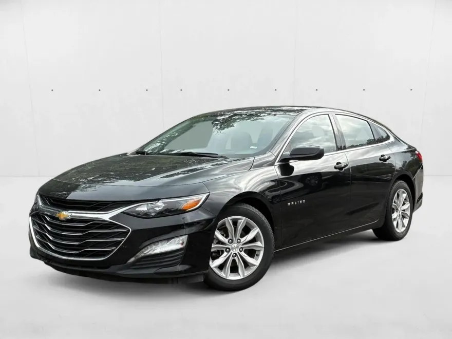 2023 Chevrolet Malibu 1LT photo 1
