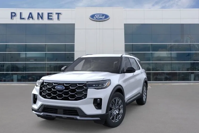2025 Ford Explorer Platinum photo 1