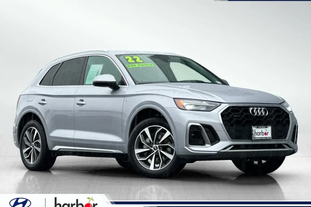 2022 Audi Q5 45 S line Premium photo 1