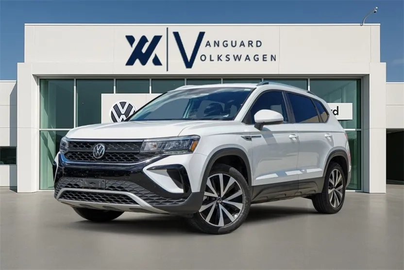 2022 Volkswagen Taos SE photo 1