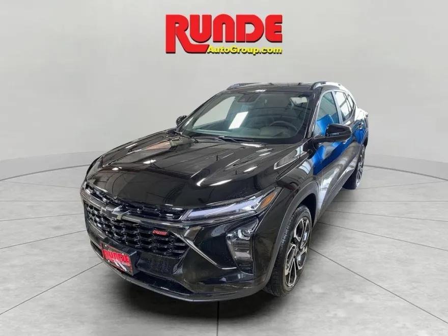 2025 Chevrolet Trax photo 1