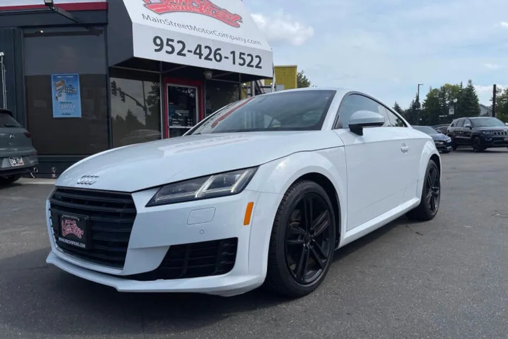 2016 Audi TT 2.0T Quattro photo 1