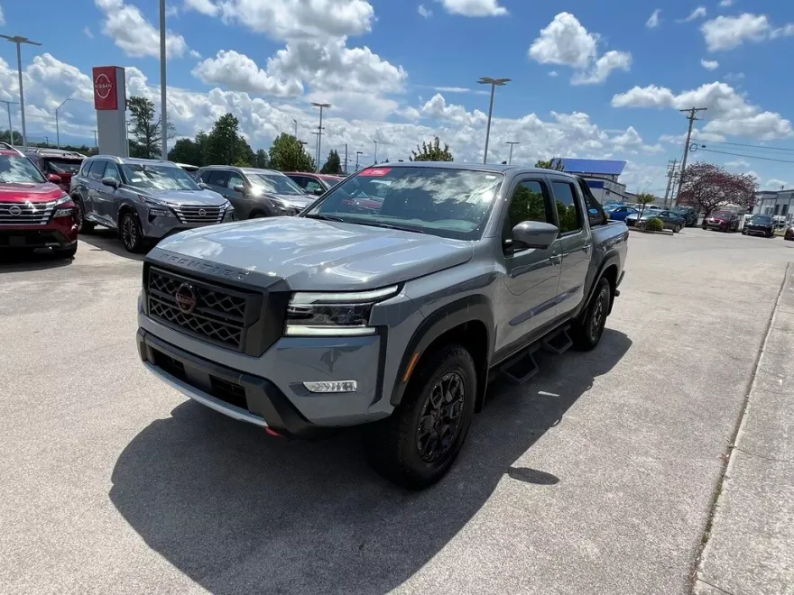 2024 Nissan Frontier PRO-4X photo 1