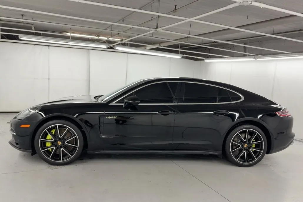 2018 Porsche Panamera E-Hybrid 4 photo 1
