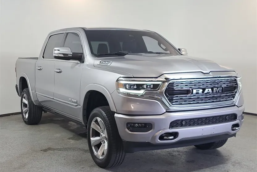 2022 Ram 1500 Limited photo 1
