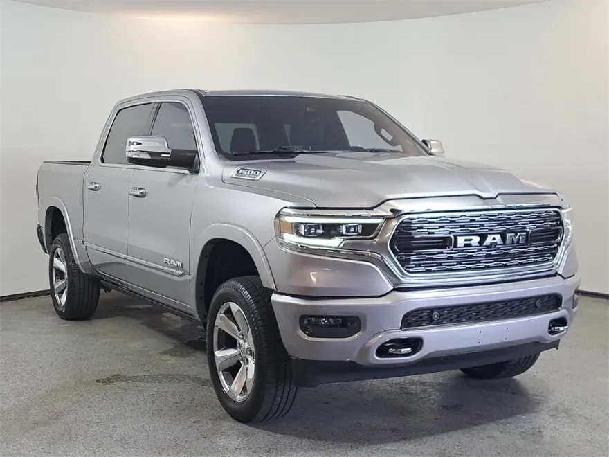 2022 Ram 1500 Limited photo 1