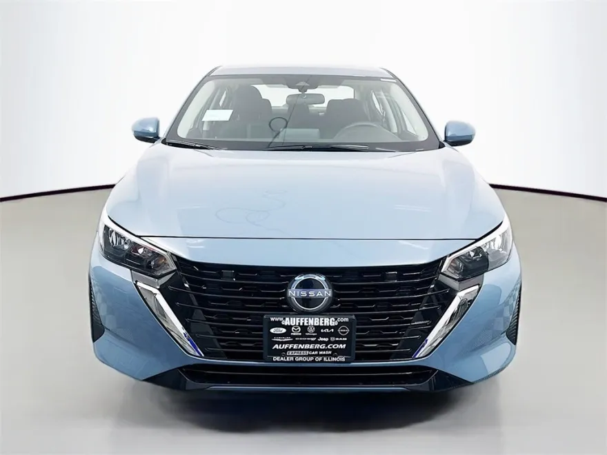 2025 Nissan Sentra SV photo 1