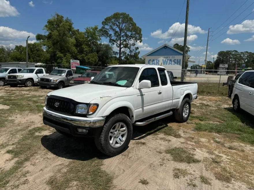 2001 Toyota Tacoma PreRunner V6 photo 1