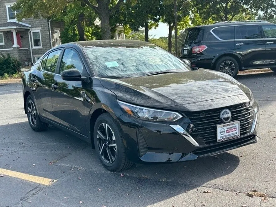 2025 Nissan Sentra SV photo 1