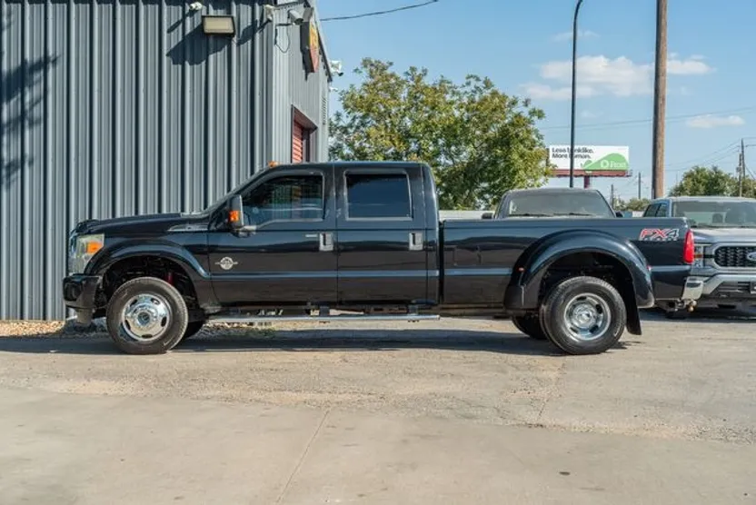 2013 Ford F-350 XLT photo 1