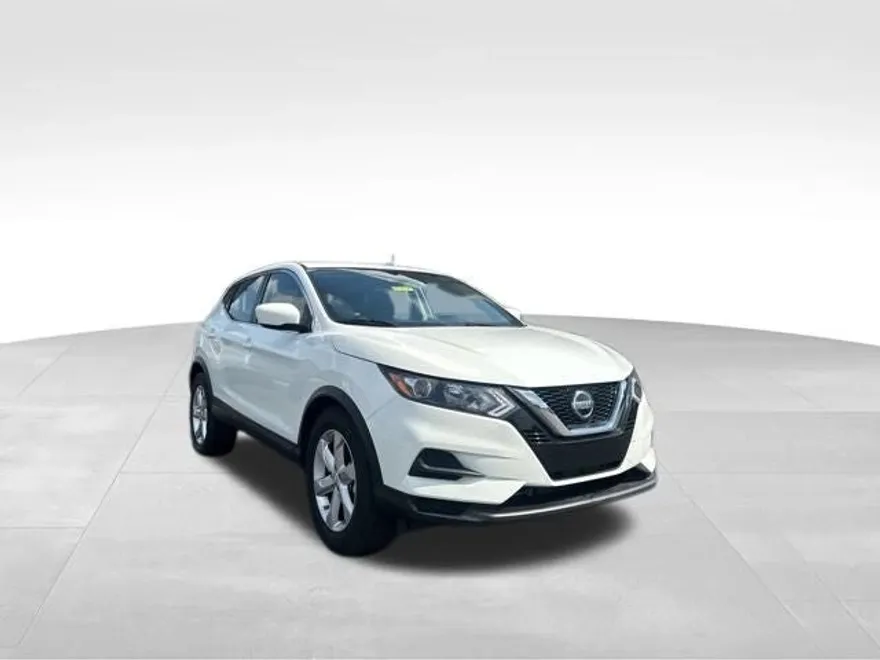 2022 Nissan Rogue Sport S photo 1