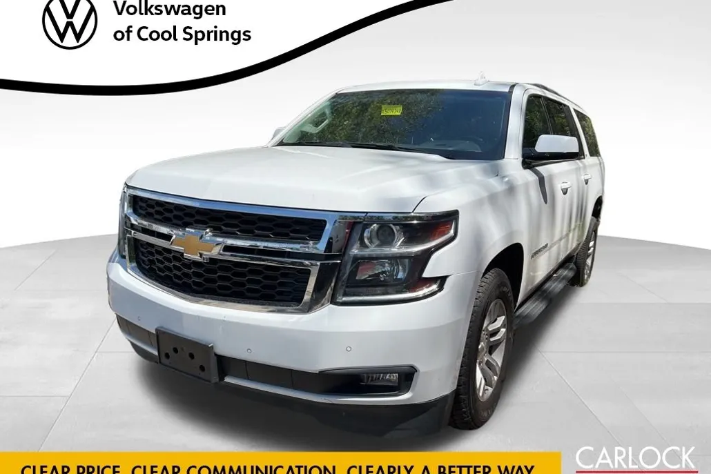 2019 Chevrolet Suburban LT photo 1