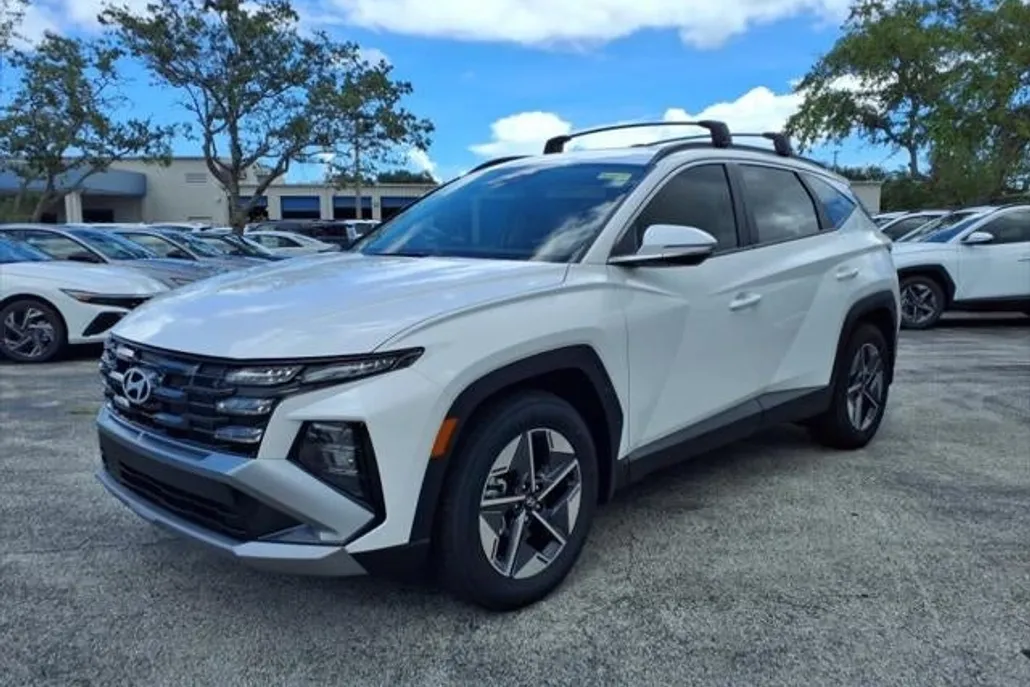 2026 Hyundai Tucson SEL photo 1