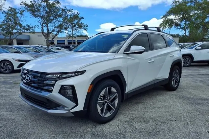 2026 Hyundai Tucson SEL photo 1