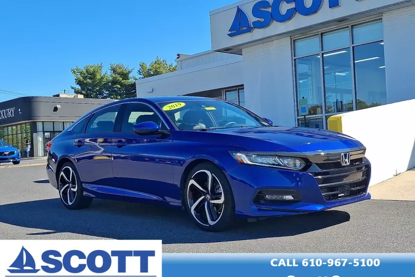 2019 Honda Accord Sport 1.5T photo 1