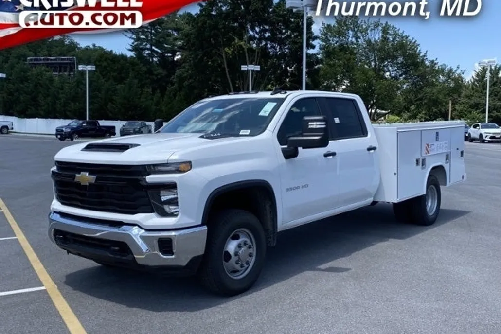 2025 Chevrolet Silverado 3500HD Work Truck photo 1