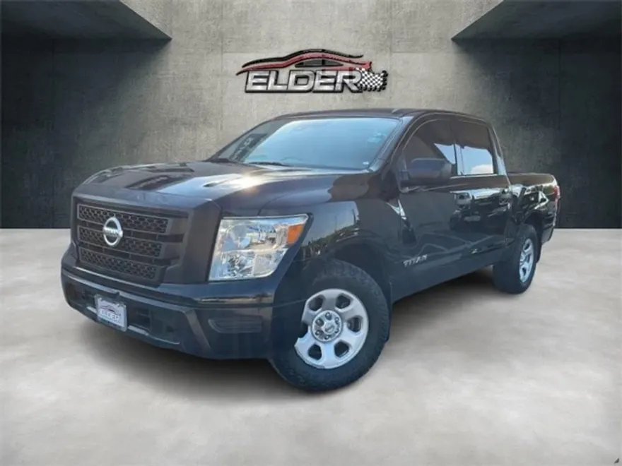 2021 Nissan Titan S photo 1