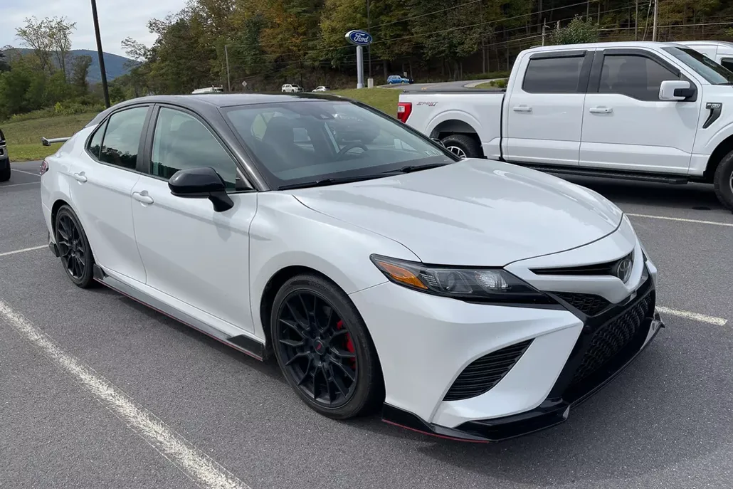 2020 Toyota Camry TRD V6 photo 1