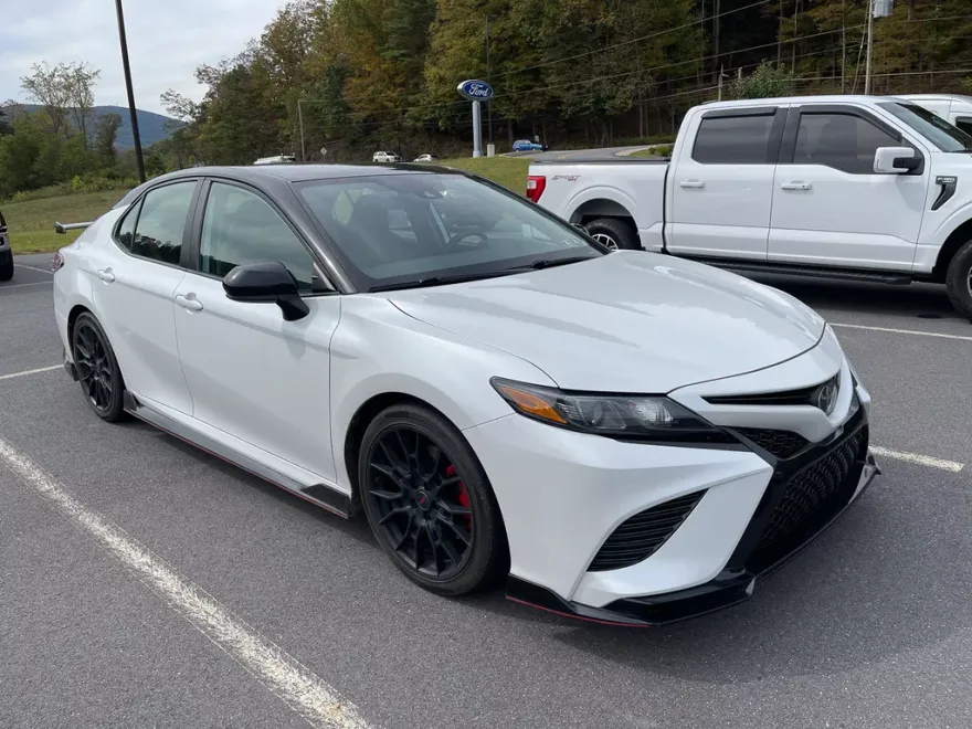 2020 Toyota Camry TRD V6 photo 1