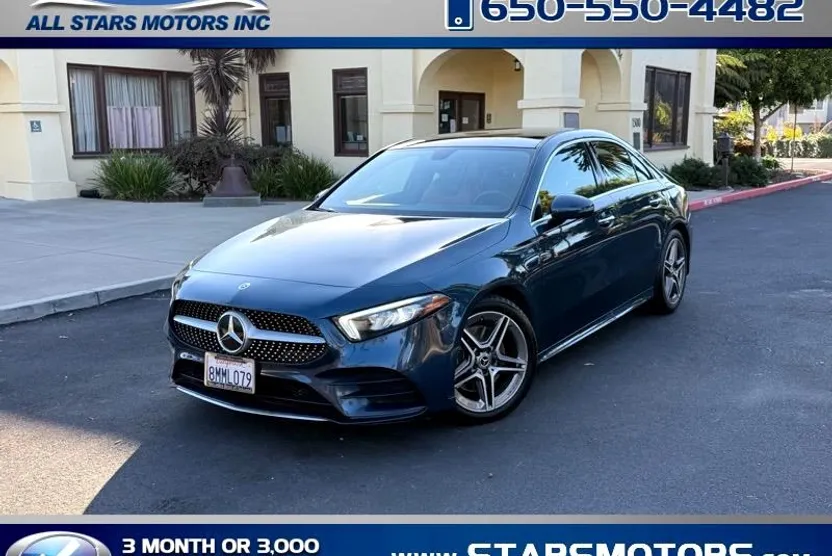 2019 Mercedes Benz A 220 4MATIC photo 1