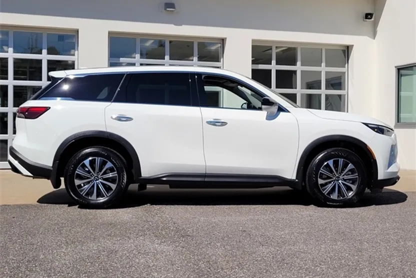 2025 Infiniti QX60 Pure AWD photo 1