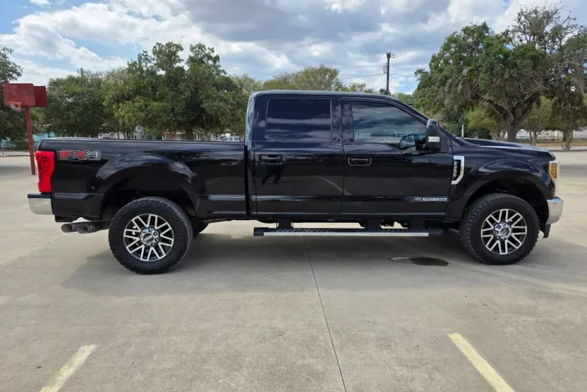 2019 Ford F-250 photo 1