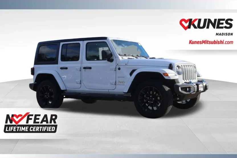 2023 Jeep Wrangler Sahara 4xe photo 1