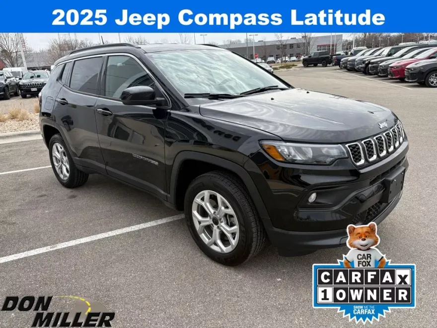 2025 Jeep Compass Latitude photo 1