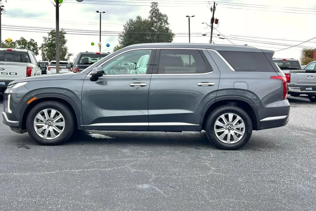 2024 Hyundai Palisade SEL photo 1