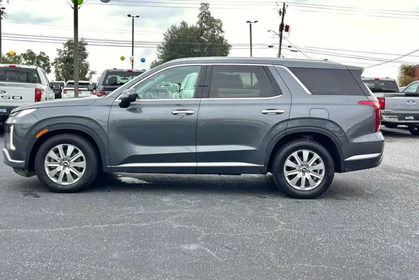 2024 Hyundai Palisade SEL photo 1