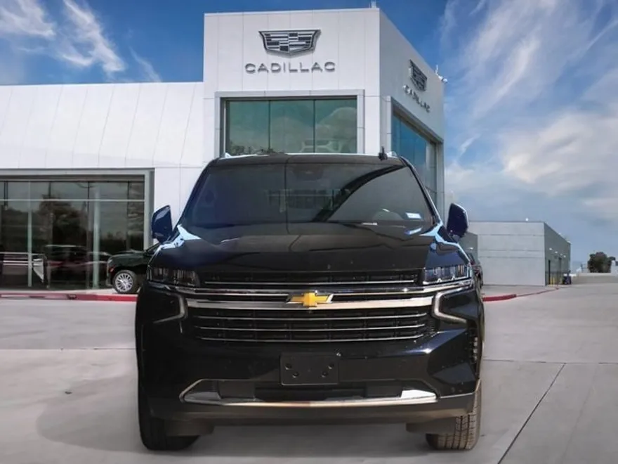 2023 Chevrolet Tahoe LT photo 1