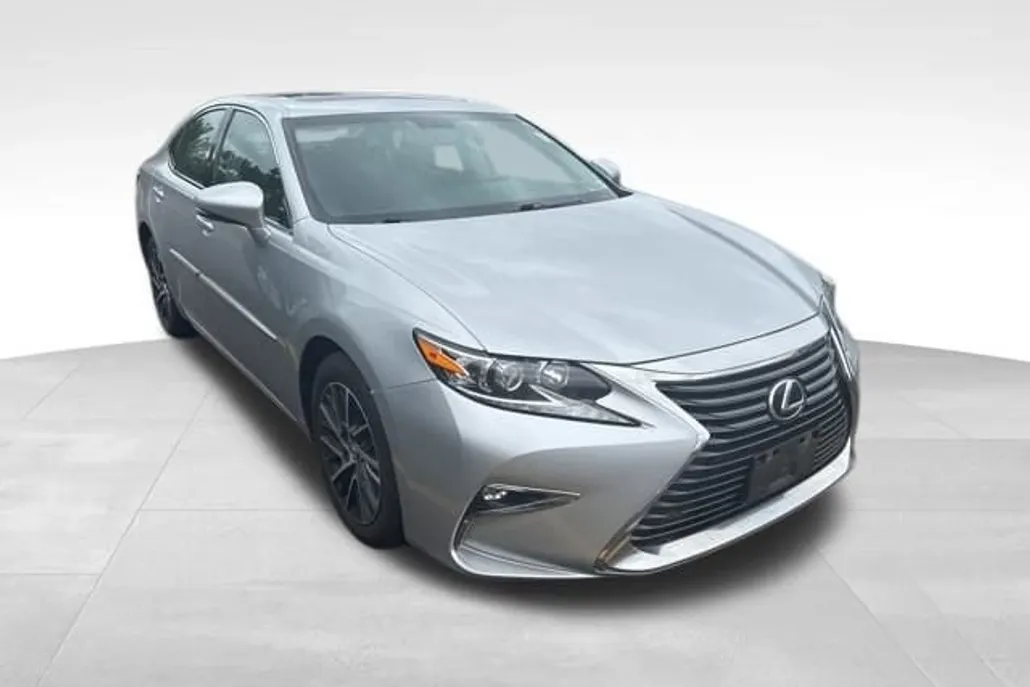 2016 Lexus ES 350 photo 1