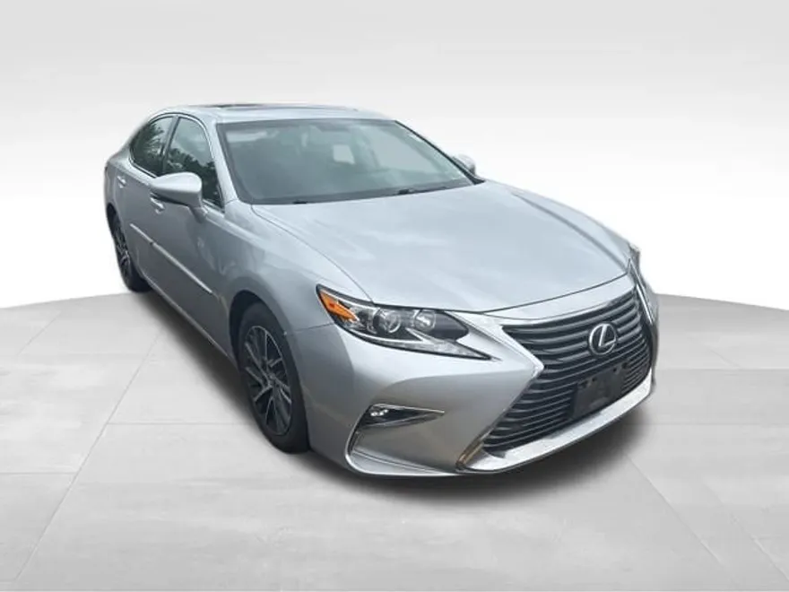 2016 Lexus ES 350 photo 1