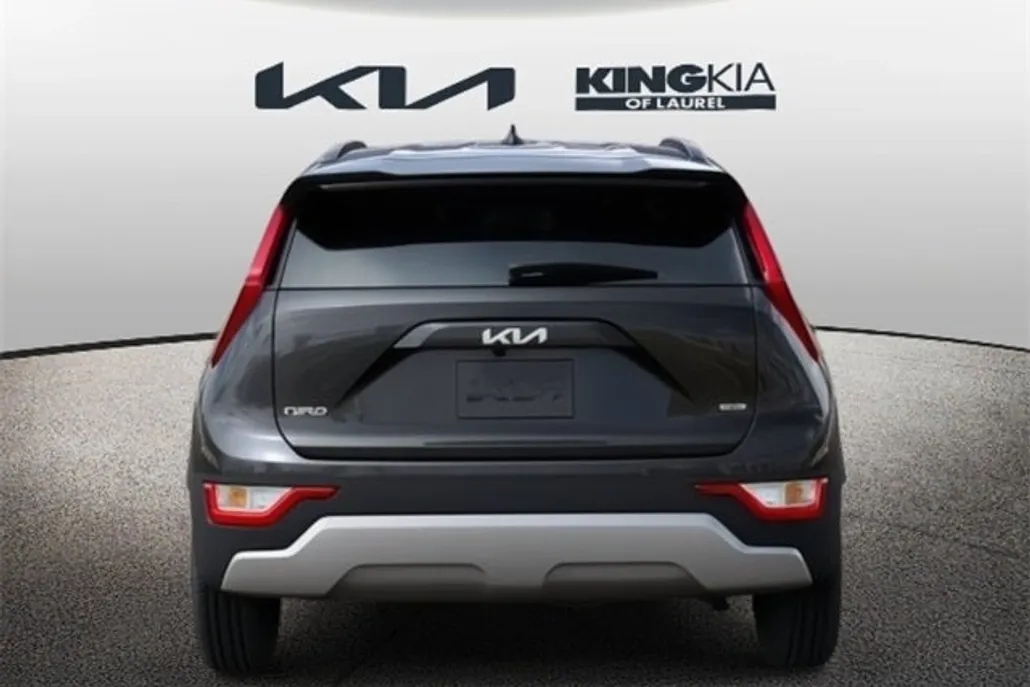 2025 Kia Niro EX photo 1