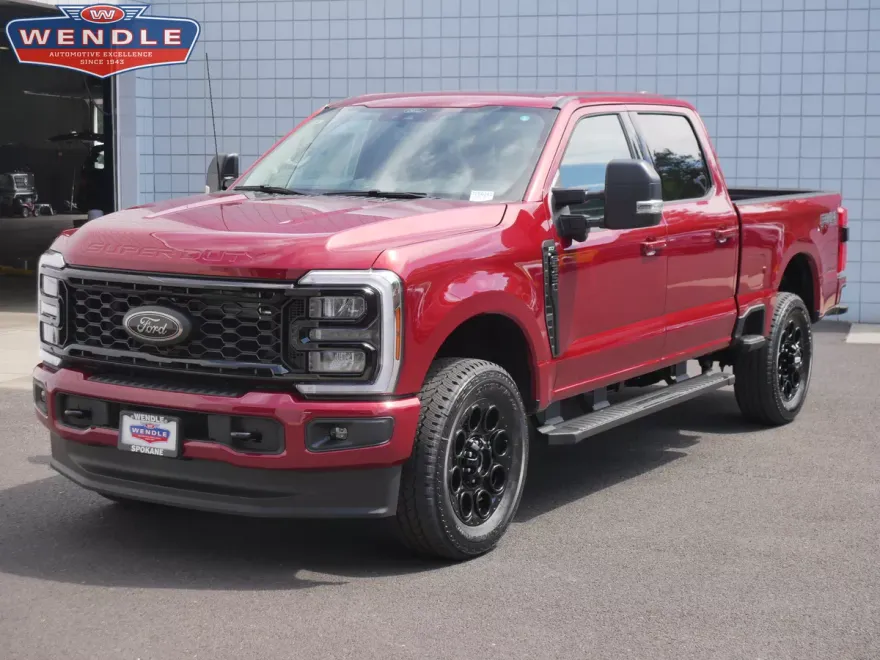 2025 Ford F-350 XLT photo 1