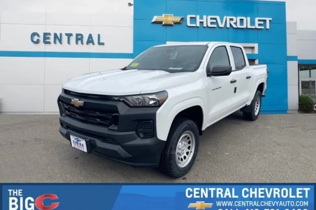 2025 Chevrolet Colorado LT photo 1