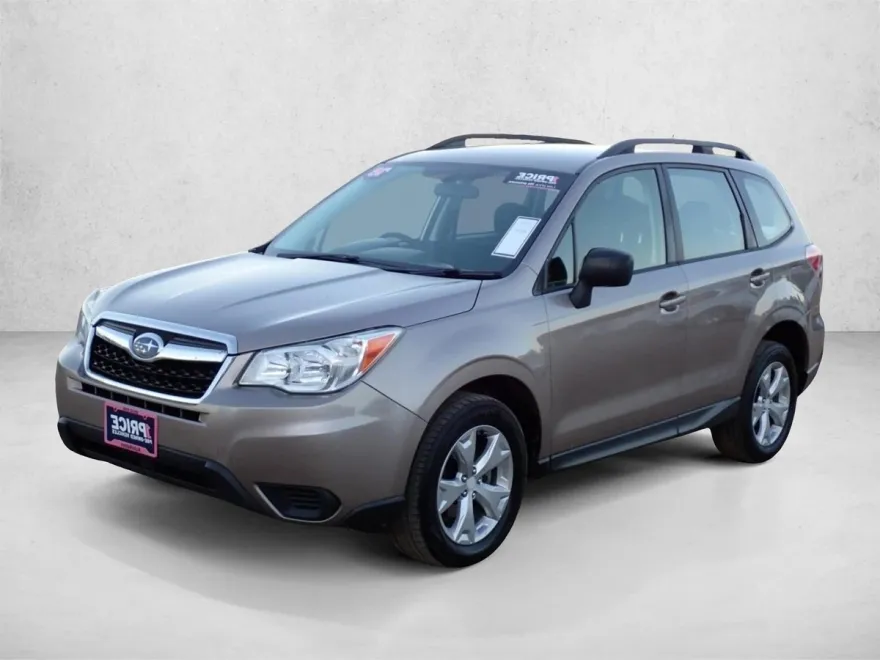 2015 Subaru Forester 2.5i photo 1