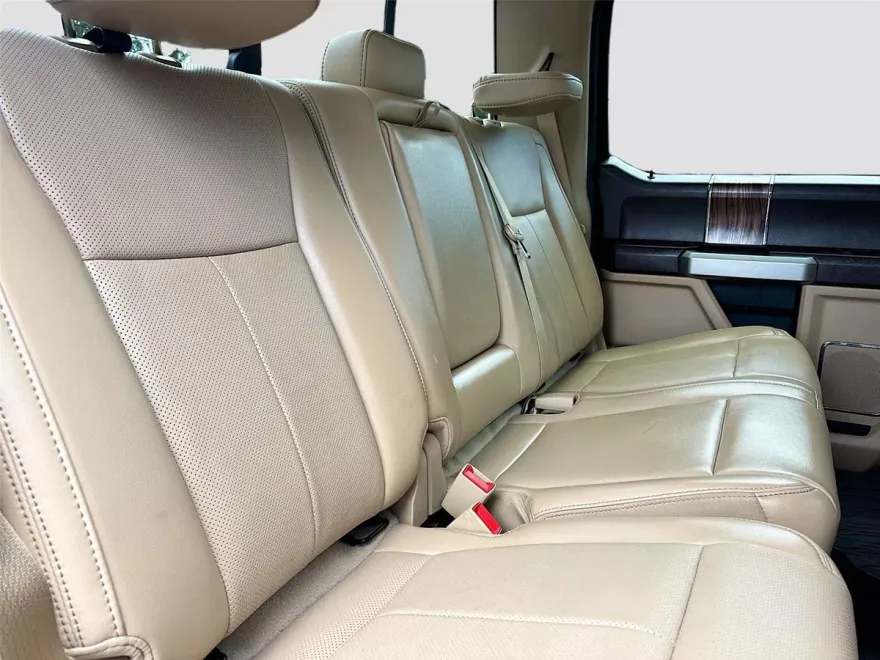 2018 Ford F-150 Lariat photo 1