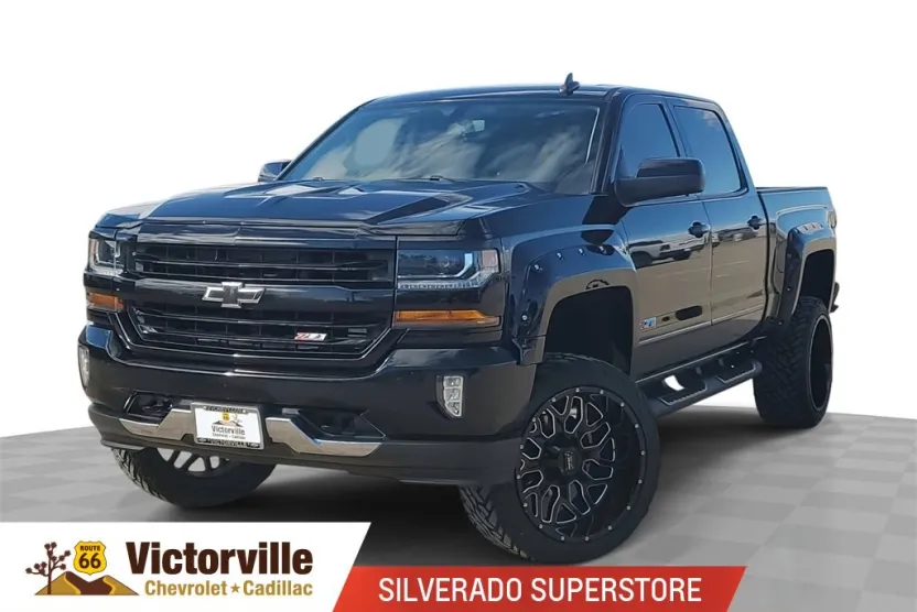 2018 Chevrolet Silverado 1500 LT photo 1