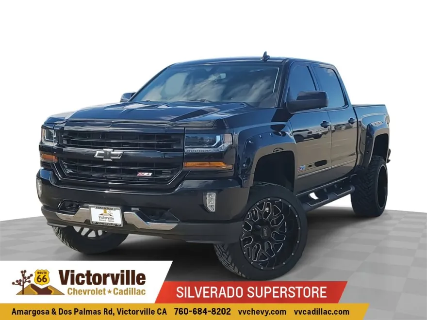 2018 Chevrolet Silverado 1500 LT photo 1