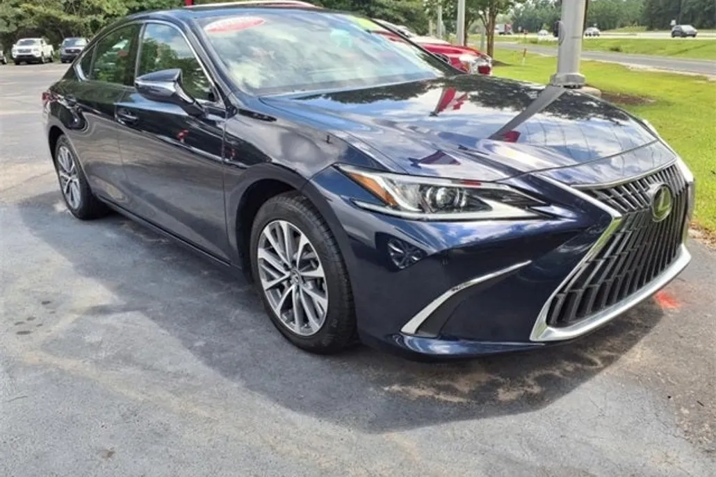 2023 Lexus ES 350 photo 1