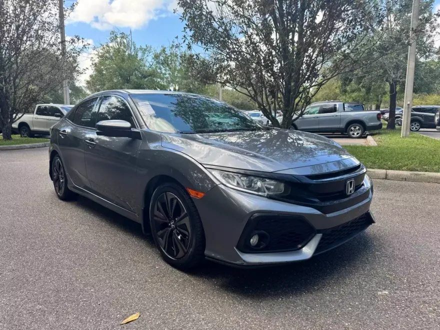 2018 Honda Civic EX-L photo 1