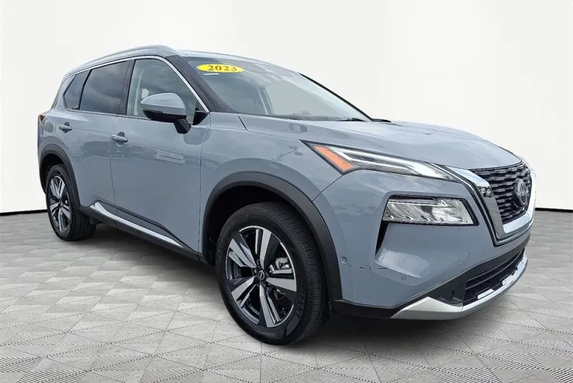 2023 Nissan Rogue Platinum photo 1